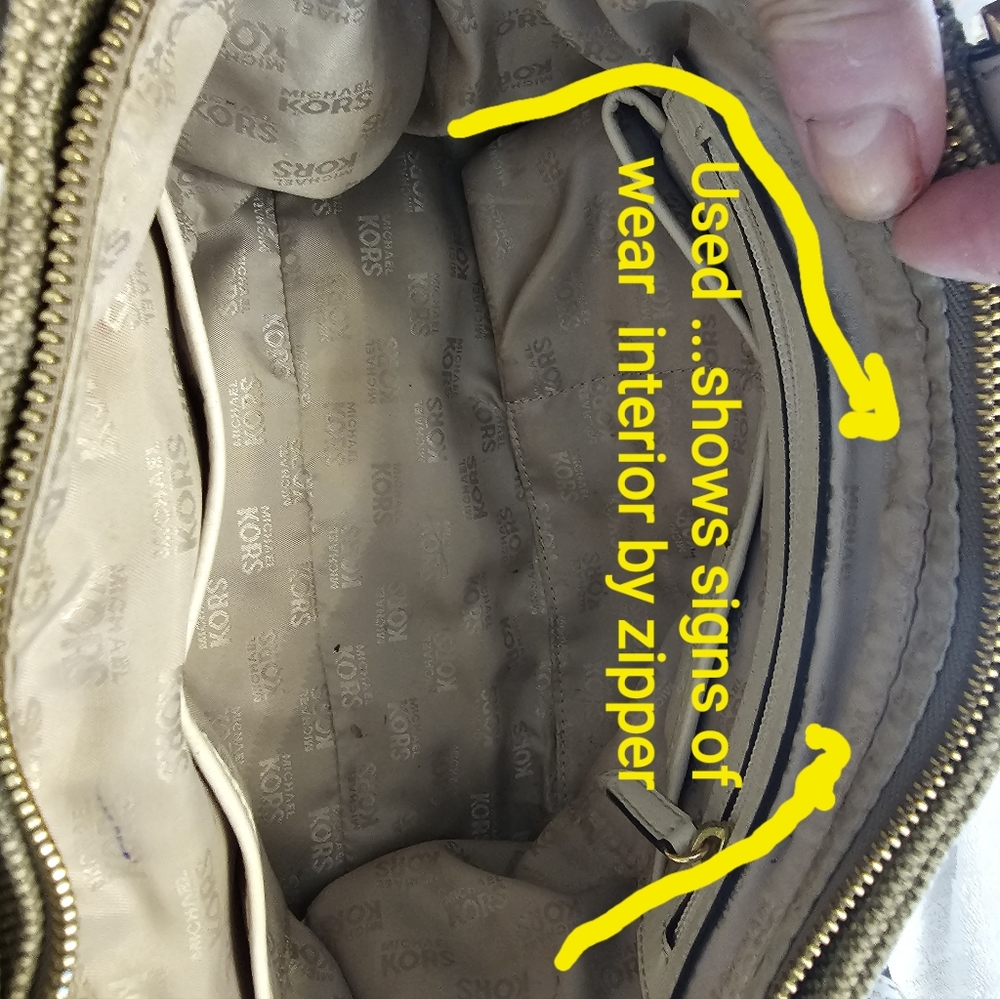 Micheal Kors Authentic Bag - Picture 13 of 13